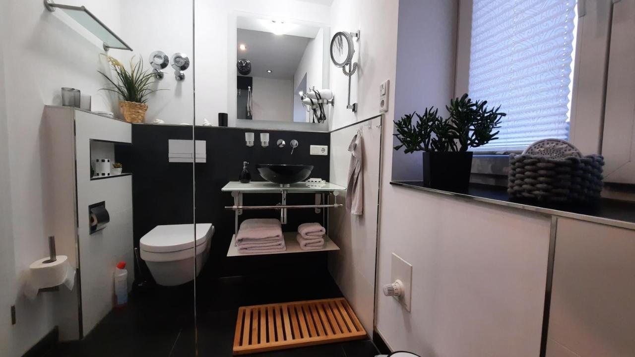 Appartment Fasanenhof Klinikum Und Uni Nah Mit Netflix Касел Екстериор снимка